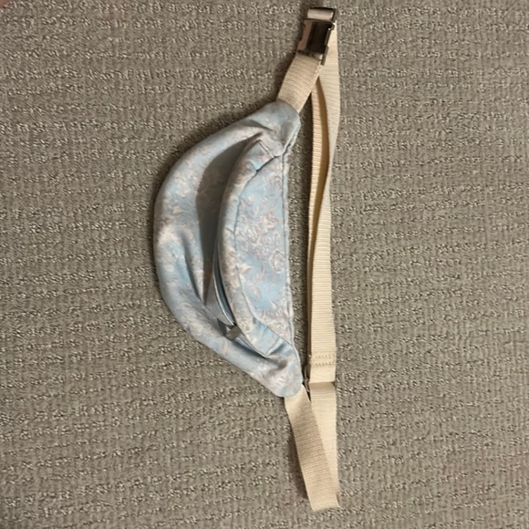 wild fable Handbags - Wild fable fanny pack. Blue and white design. Linen colored adjustable strap.